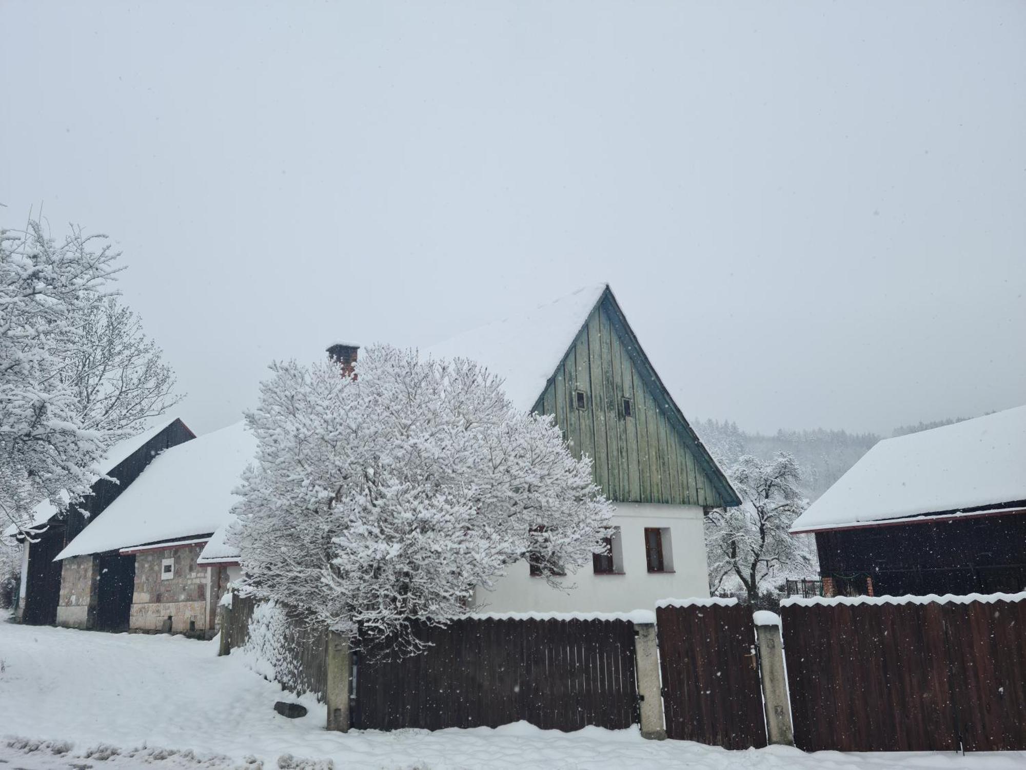 Chalupa Jestrebi Villa Velke Svatonovice Esterno foto